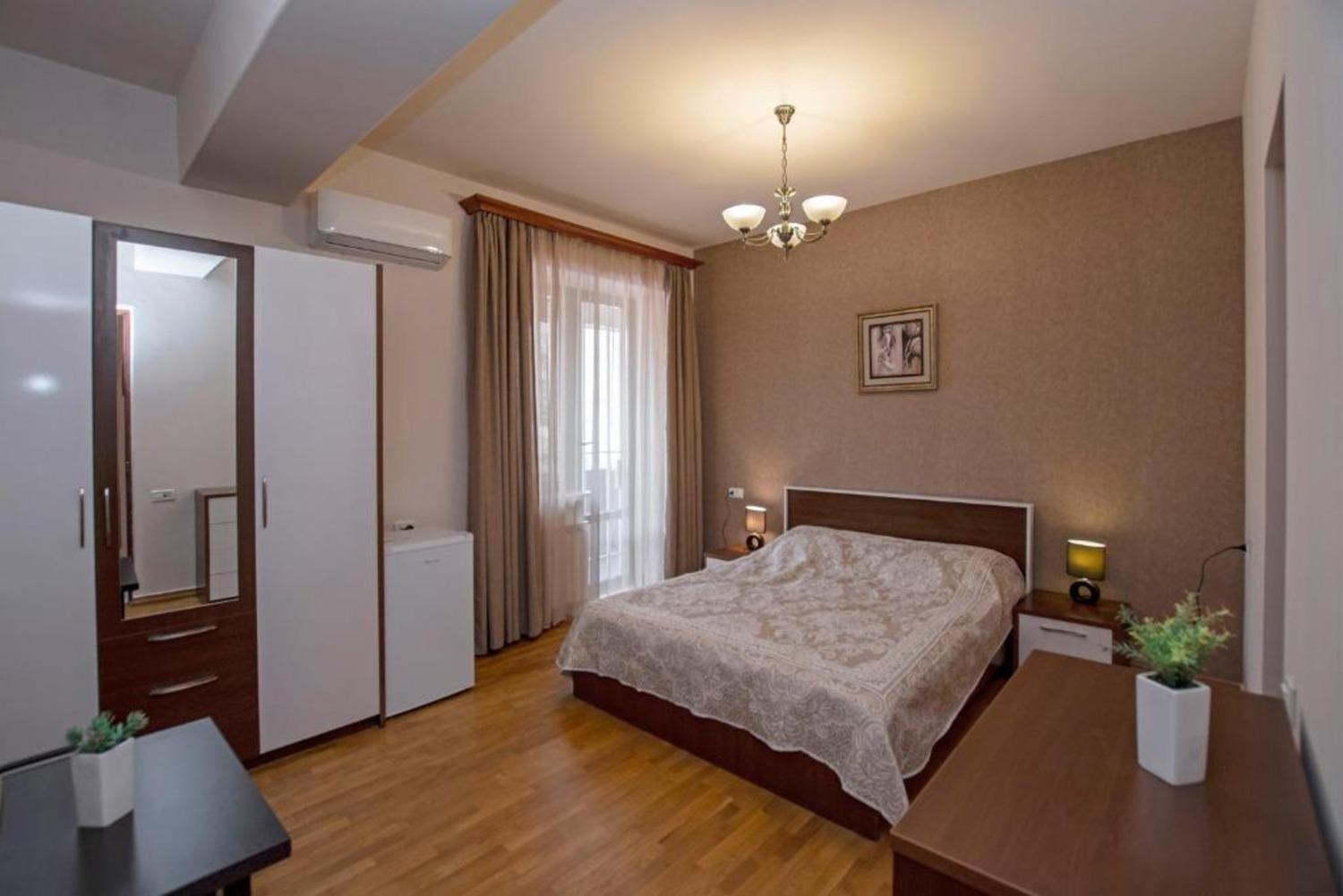 Hotel Season Yerevan Luaran gambar