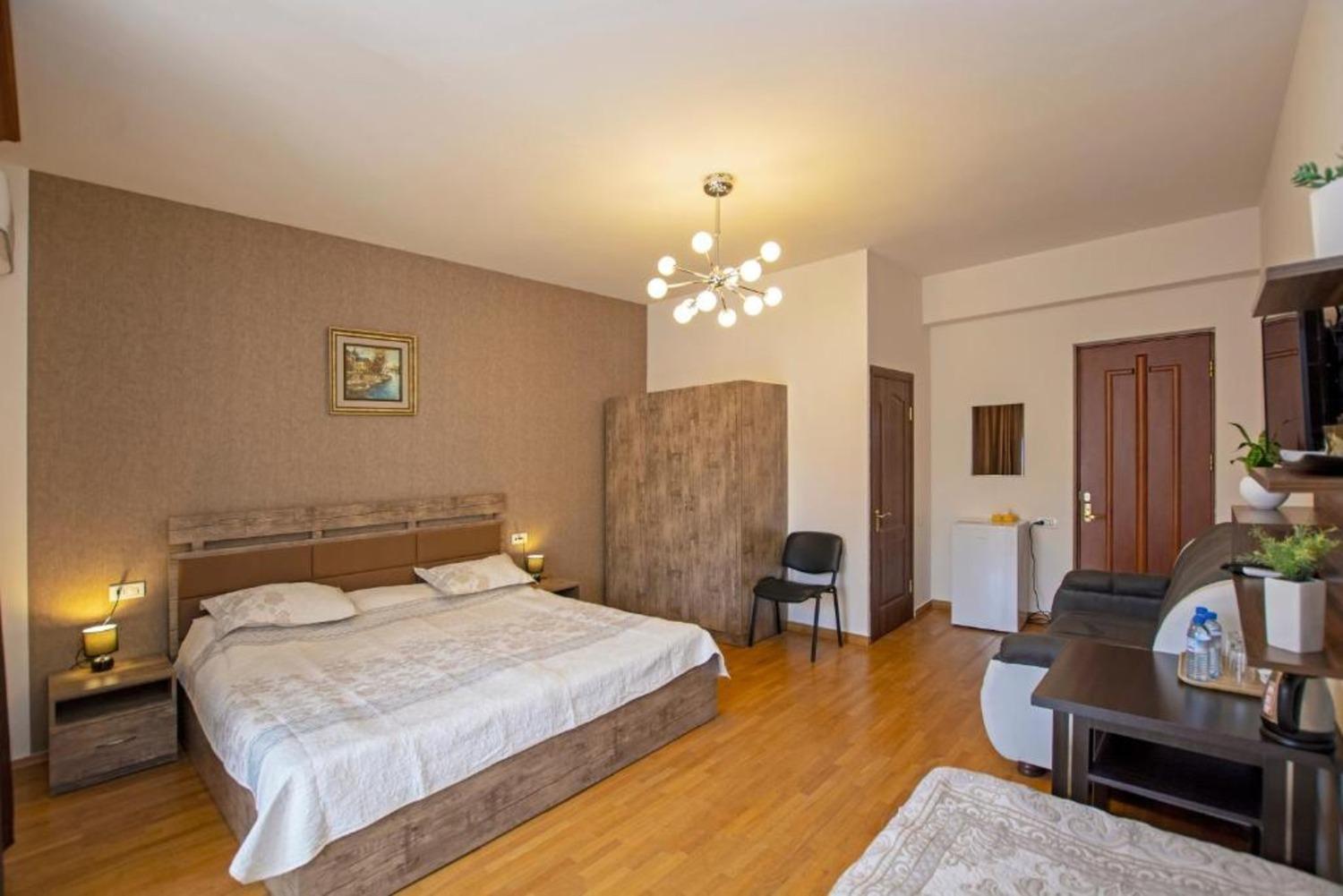 Hotel Season Yerevan Luaran gambar