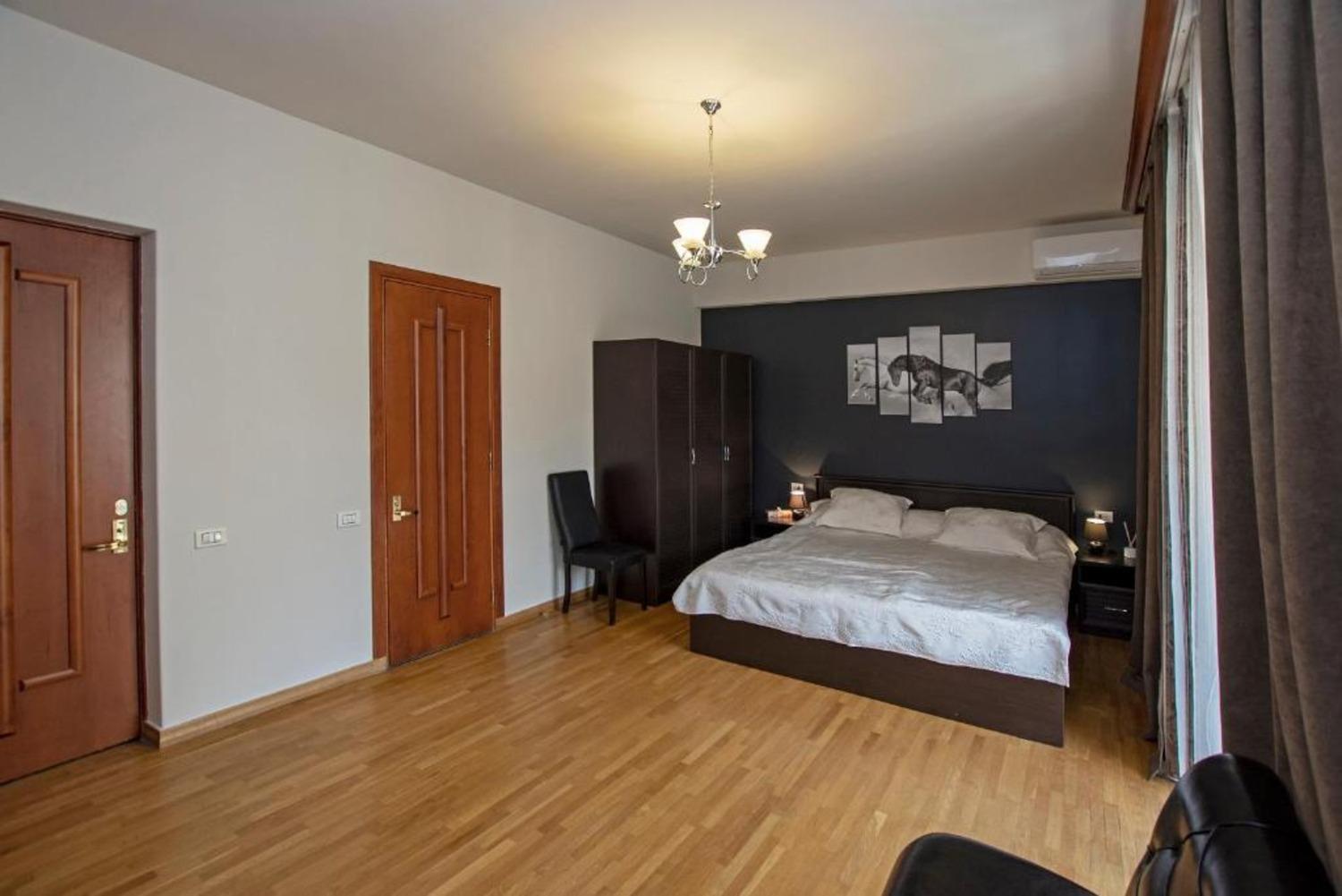 Hotel Season Yerevan Luaran gambar